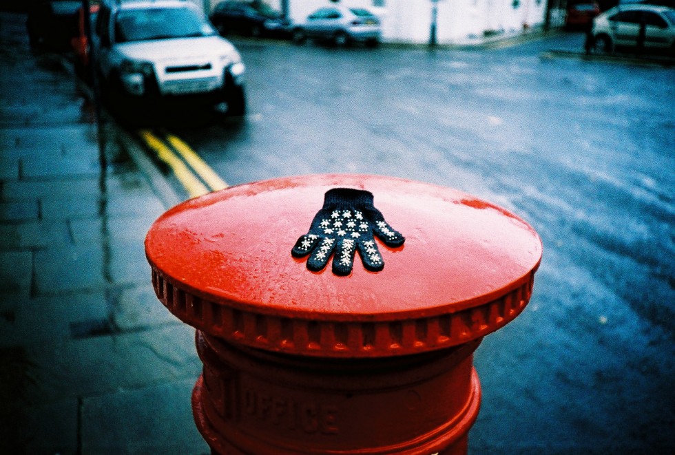 Lost glove on a Post Box 2008