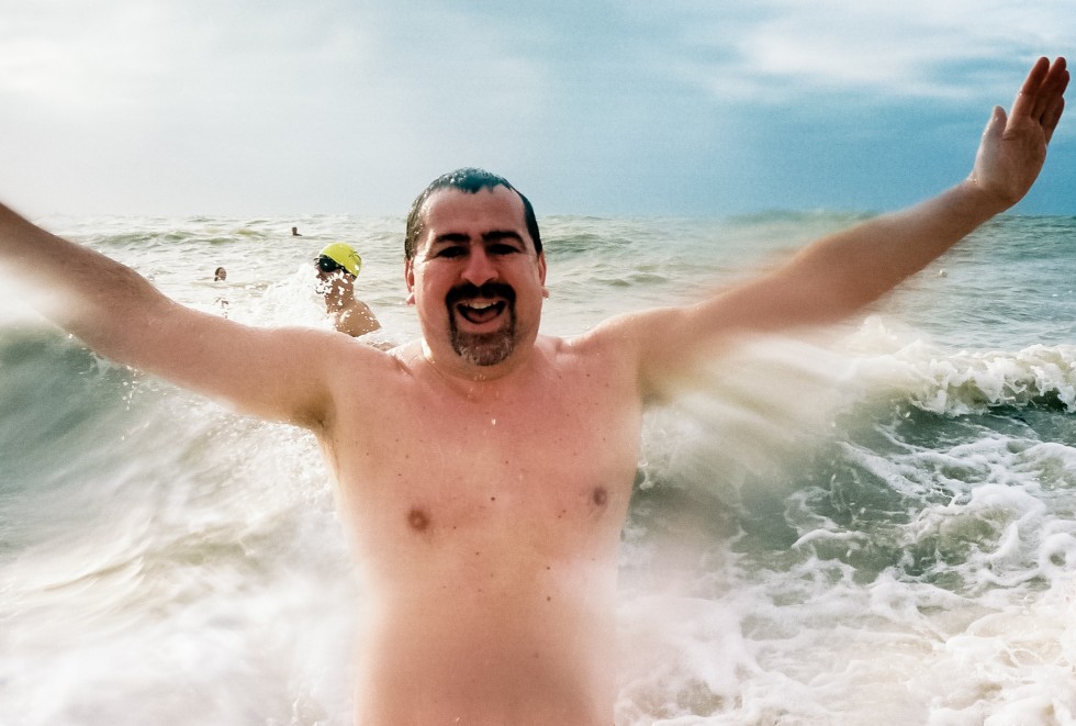 Brighton Christmas day swim 2011