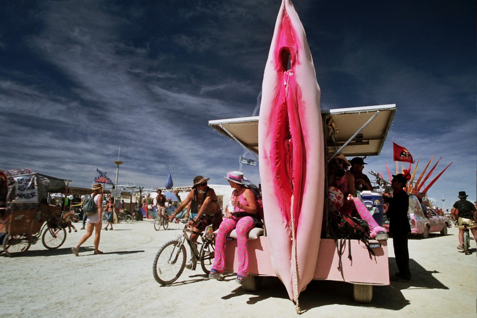 Vigina art car at Burning Man 2005 by Kevin Meredith