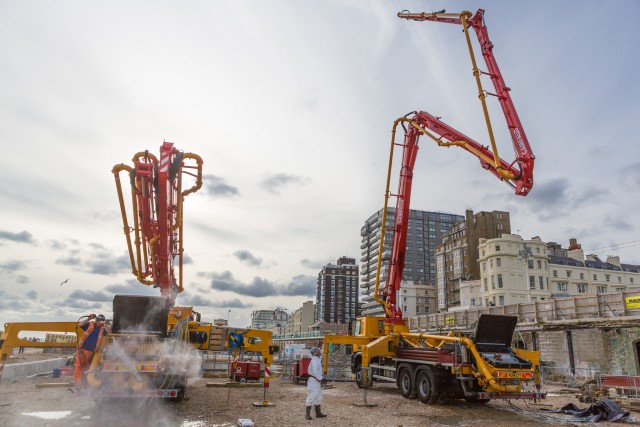 i360 concrete foundation pour 2015-05-30